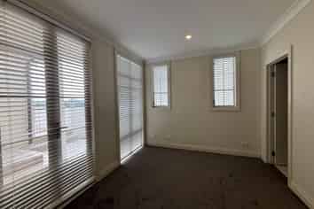 275 Pinecrest Drive, Gulf Harbour