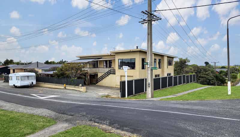 27 Bath Road, RIVERTON