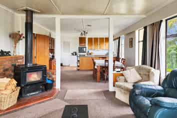 27 Bath Road, RIVERTON