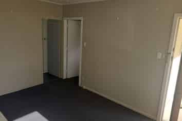 4/8 Hamilton Street, Gore