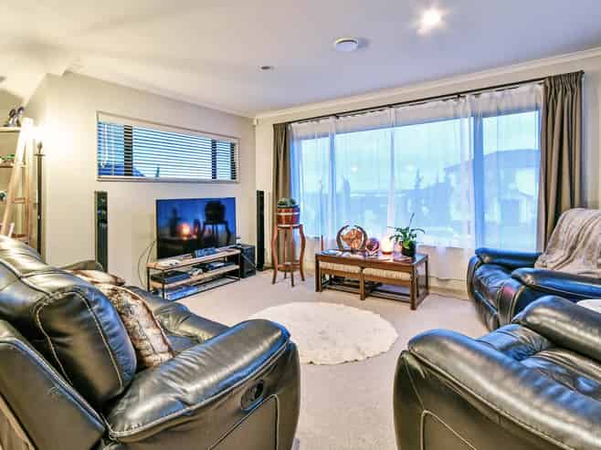 62  Gracechurch Drive, Flat Bush