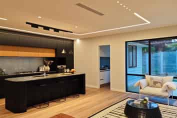 10 Saw Lane, Swanson