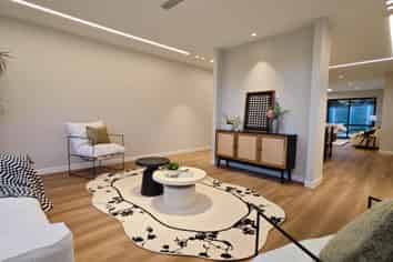 10 Saw Lane, Swanson