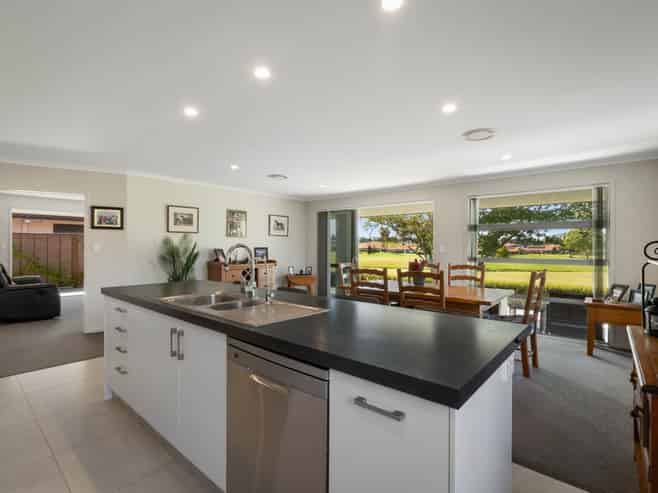 12 Turnberry Close, RD 2, Katikati