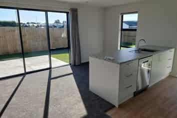 40 Blunden Road, Lincoln