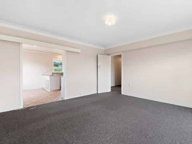 40 Brookland Road, Western Heights