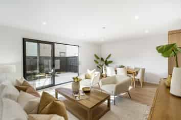 22 Waka Moana Drive, Hobsonville