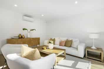 22 Waka Moana Drive, Hobsonville