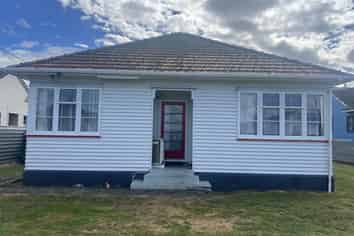 31 Vogel Street, Hawera