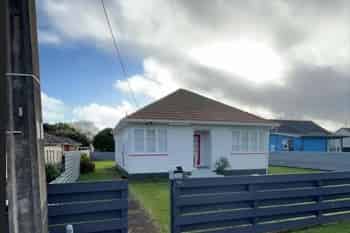 31 Vogel Street, Hawera