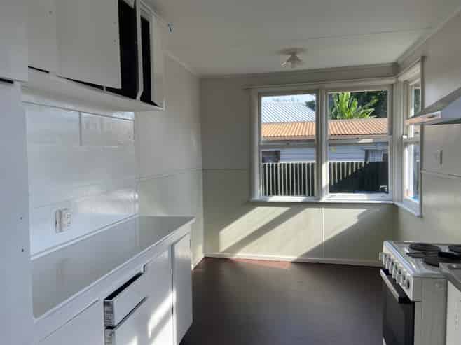 6a Kenney Crescent, Fairfield