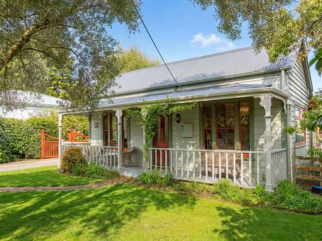 39 Main Street, Greytown