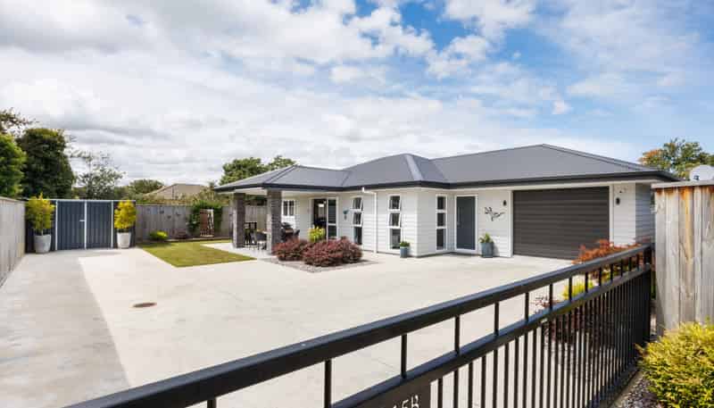 15b Chamberlain Street, Feilding