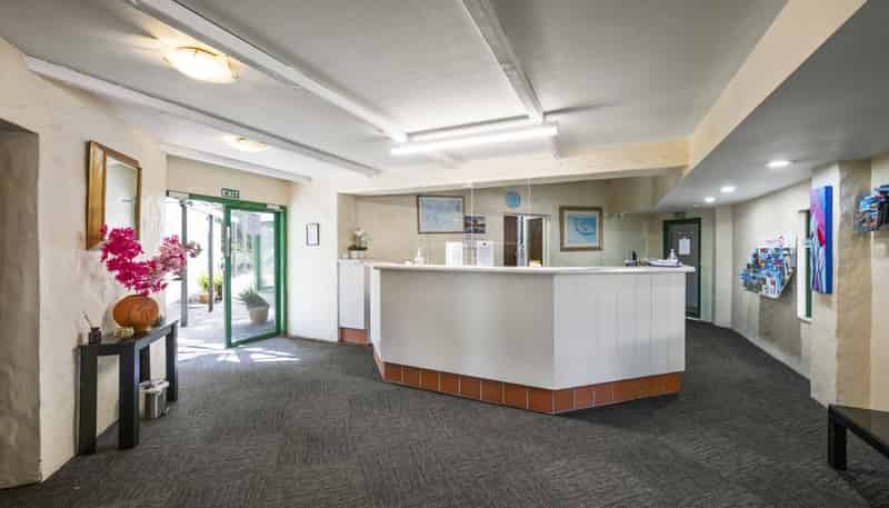 222 Green Lane West, Epsom