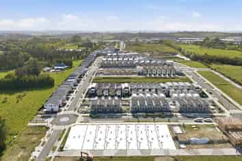 Block B1/132 Fred Taylor Drive, Westgate