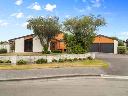 4 Ascot Place, Netherby