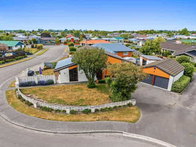 4 Ascot Place, Netherby