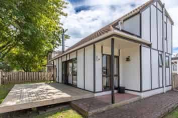 1 Rea Grove, TURANGI