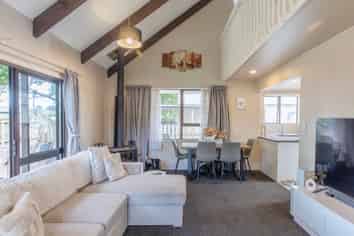 1 Rea Grove, TURANGI