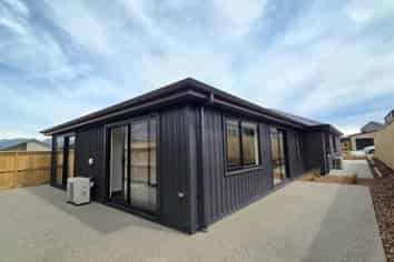 6 Foxtail Road, Jacks Point