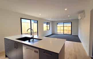 6 Foxtail Road, Jacks Point