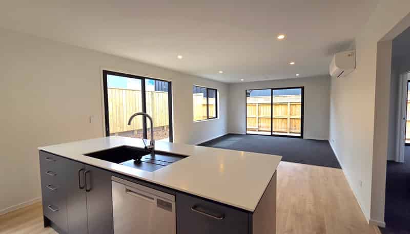 6 Foxtail Road, Jacks Point