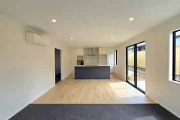 6 Foxtail Road, Jacks Point