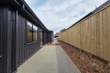 6 Foxtail Road, Jacks Point