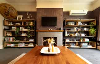 30 Woodlands Road, Parkside