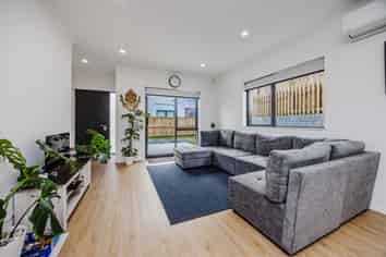 16D Balgowan Terrace, Conifer Grove