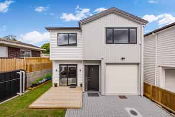 16D Balgowan Terrace, Conifer Grove