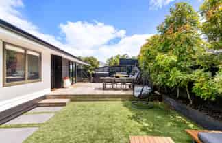 1A Cliff Road, Torbay