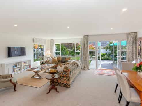 90 Winchester Street, Merivale