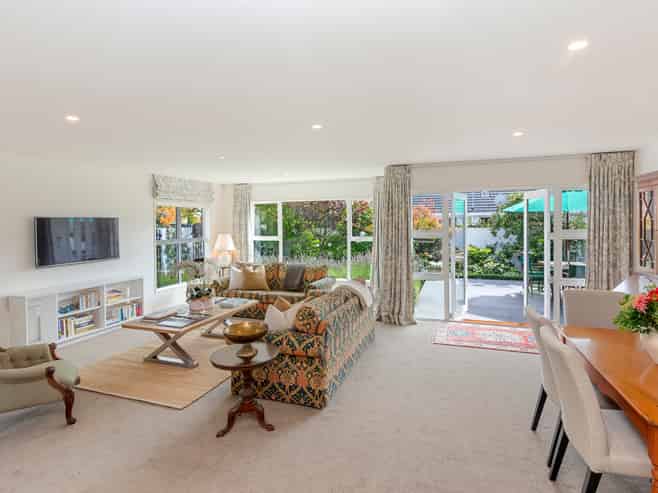 90 Winchester Street, Merivale