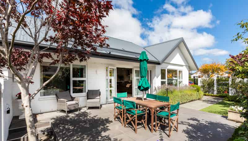 90 Winchester Street, Merivale