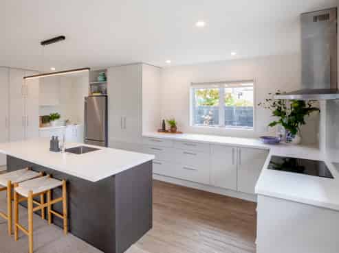 90 Winchester Street, Merivale