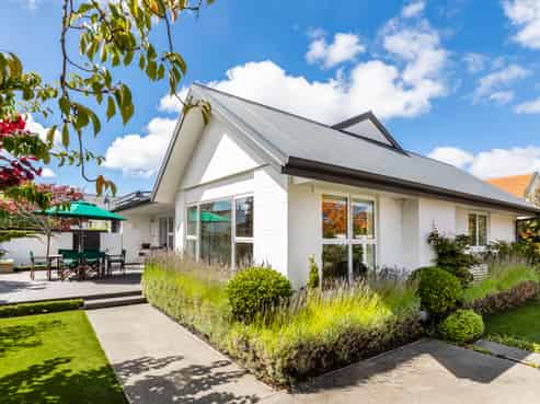 90 Winchester Street, Merivale