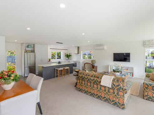 90 Winchester Street, Merivale