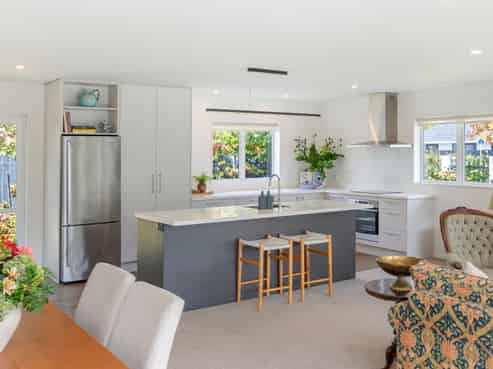 90 Winchester Street, Merivale