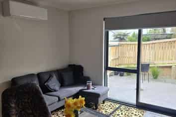 C/28 York Street, Levin