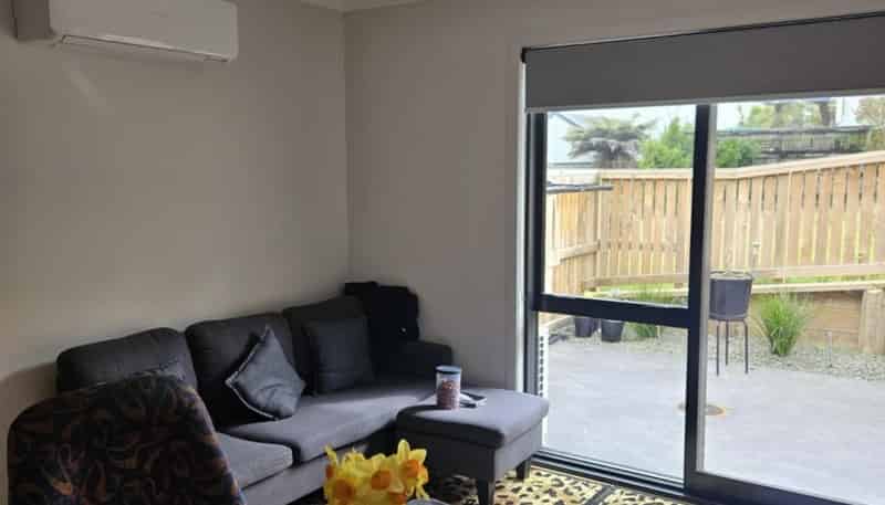 C/28 York Street, Levin