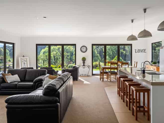 673B Riverside Road, Matokitoki