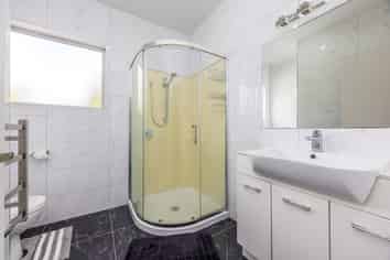 55 Castlederg Drive, Flat Bush