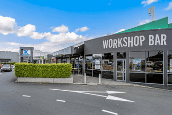 Kelston Mall | 16 West Coast Road, Glen Eden