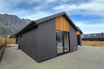 A/6 Foxtail, Jacks Point