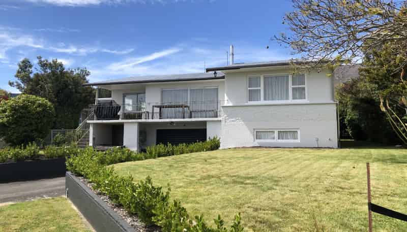 8 Mason Place, Richmond