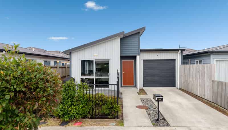 127 Kuaka Drive, Takanini