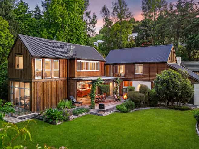 8 Bridgewater Lane, Stoke