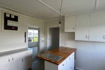 123  Tiro Tiro Road, Levin