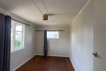 123  Tiro Tiro Road, Levin